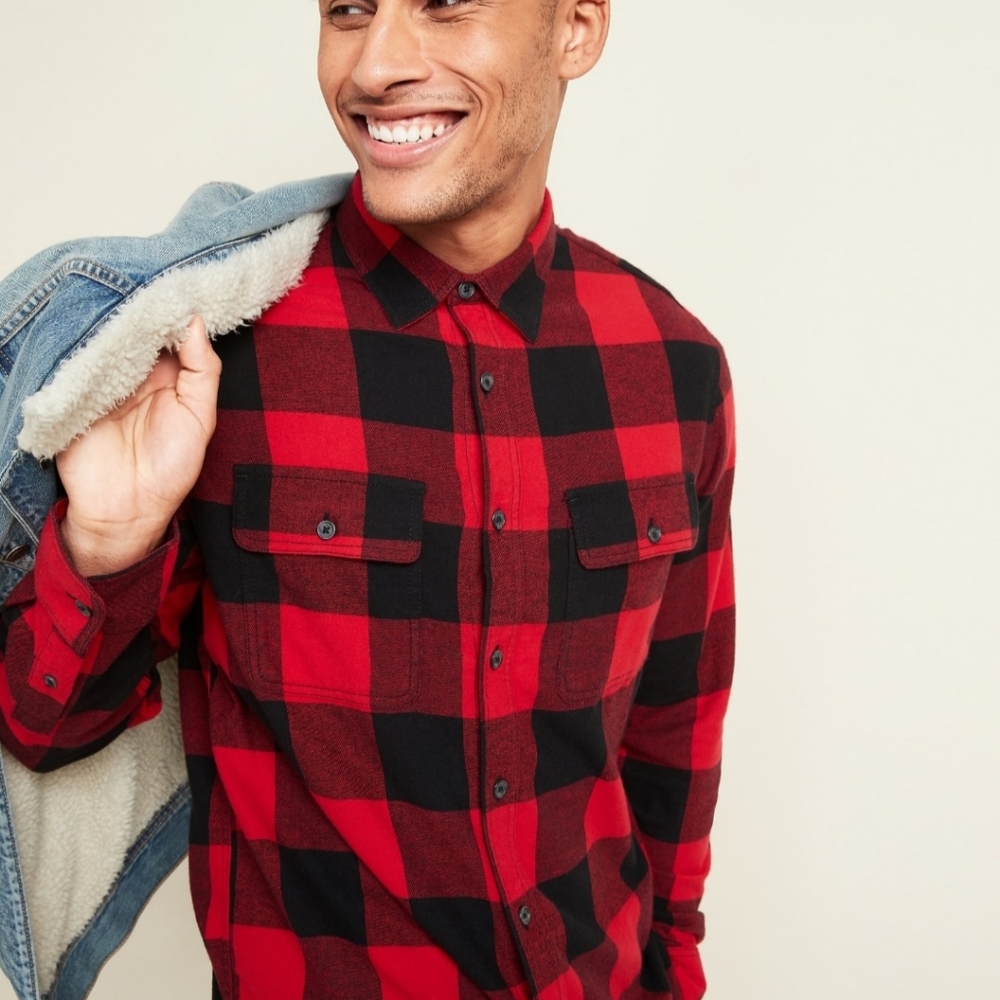 Old Navy checkered button down longsleeve